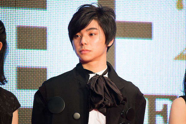 村上虹郎