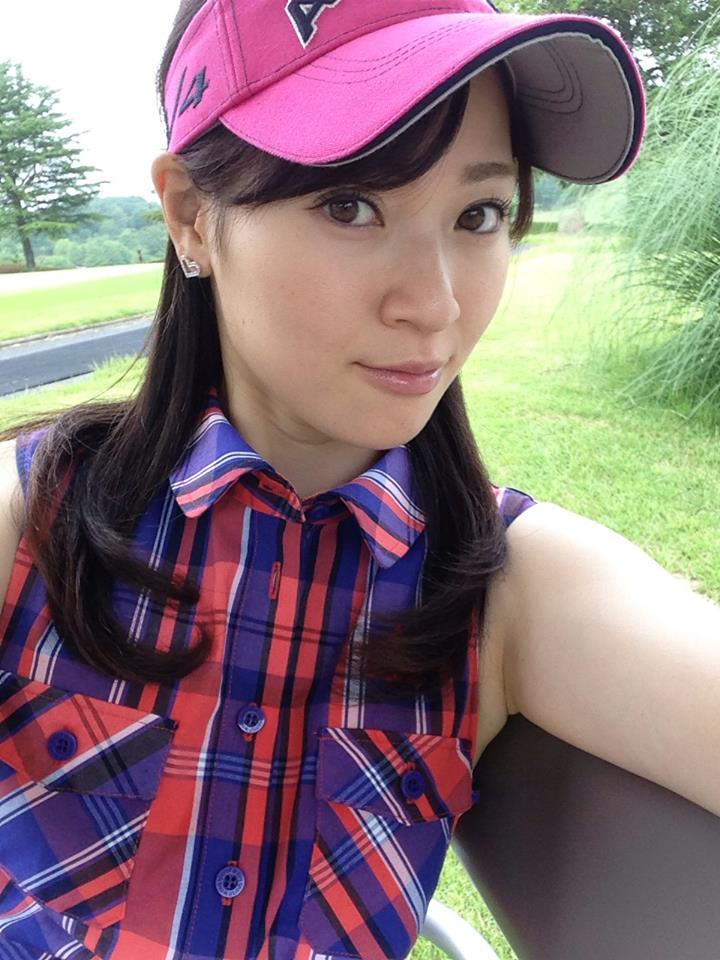 ゴルフ界に女神降臨 美人すぎるプロゴルファー竹村真琴さんってどんな人 マネートーク